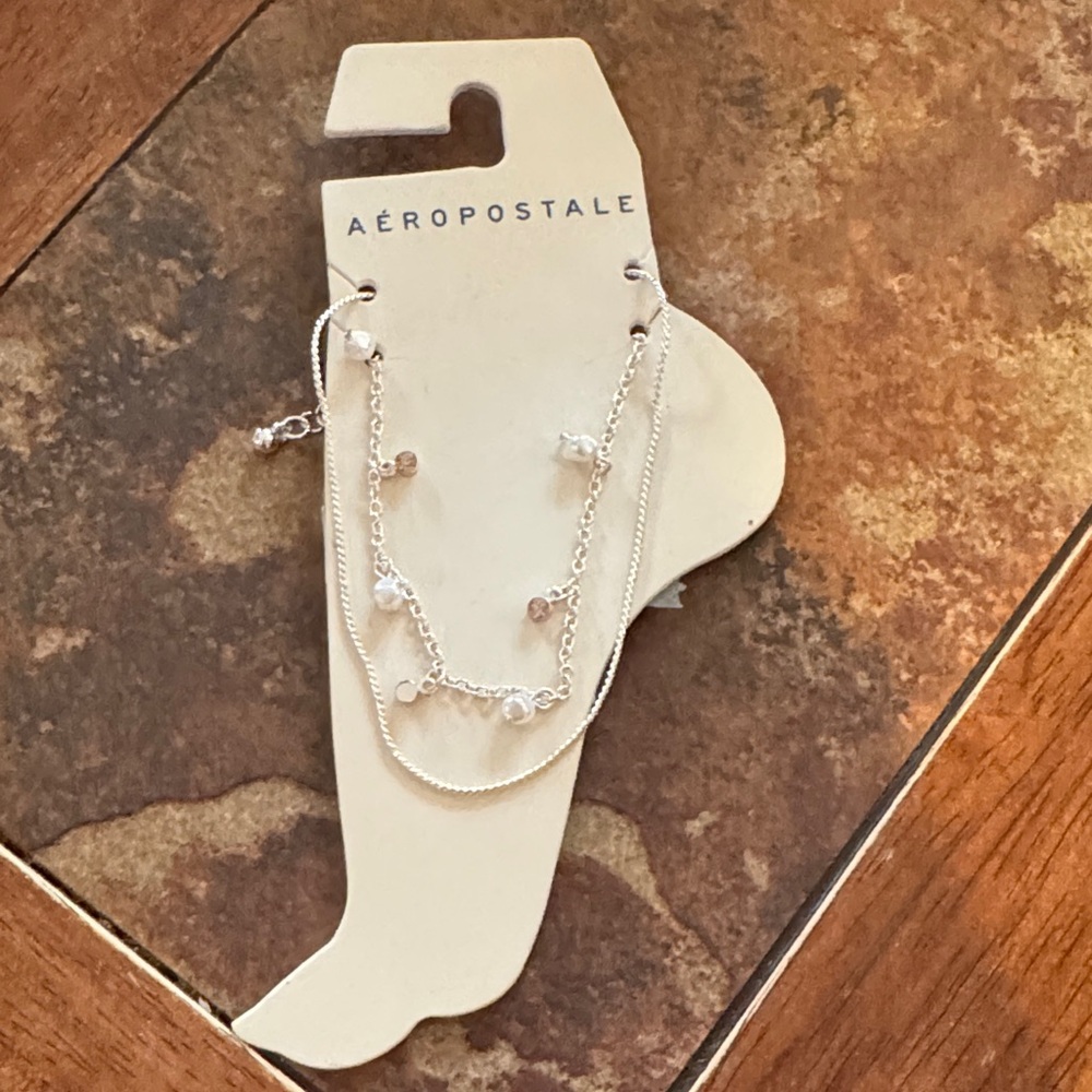 Aeropostale Silver and White Beaded Ankle Bracelet